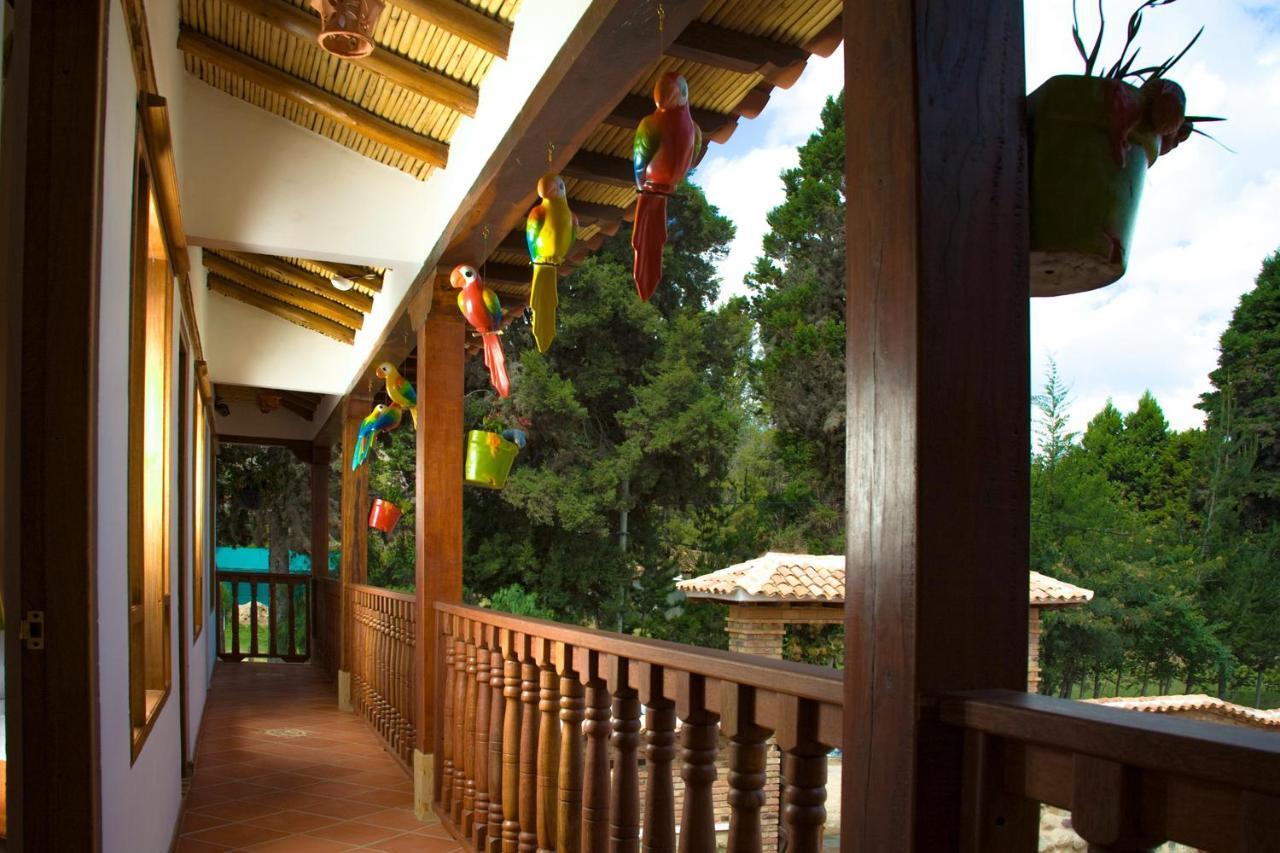 Hotel Villa Alegria Sáchica Eksteriør bilde